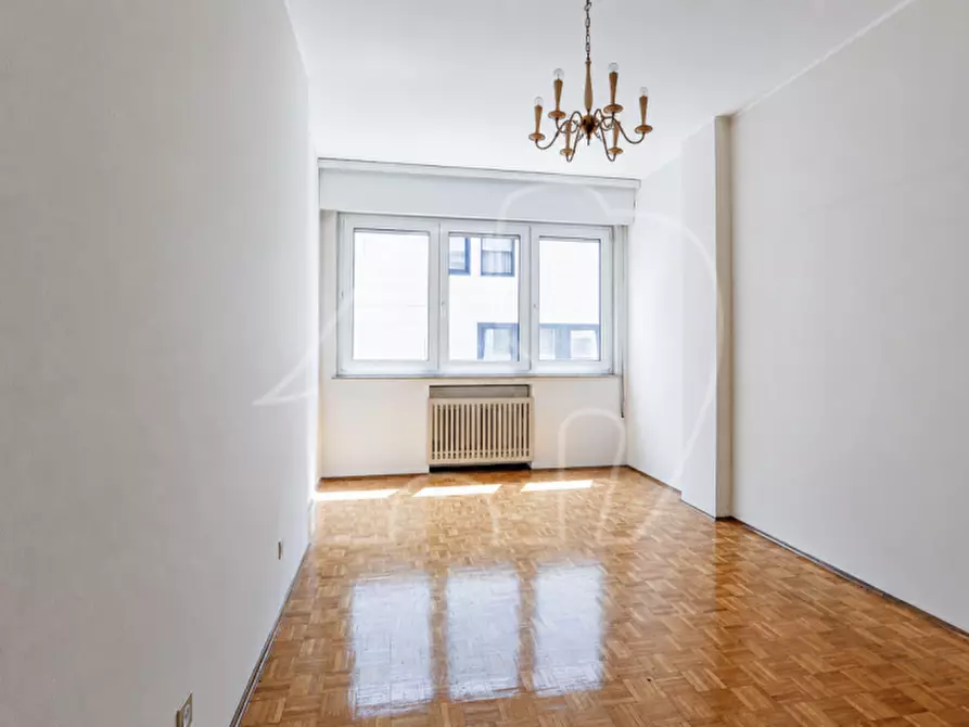 Immagine 6 di Appartamento in vendita  in via carducci a Bolzano