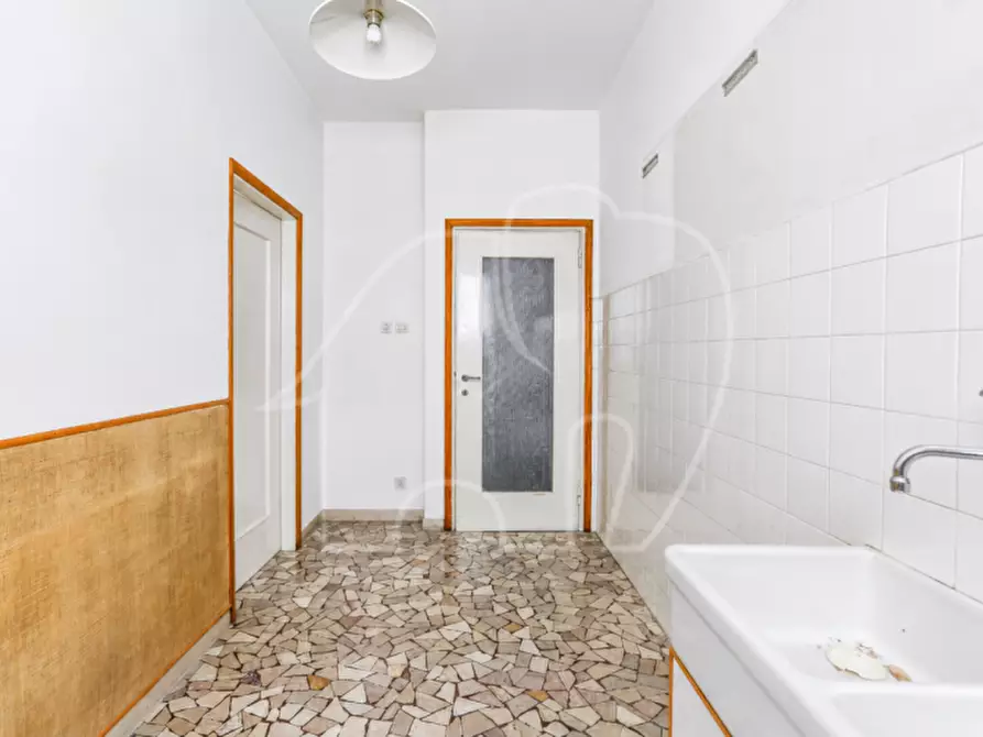 Immagine 9 di Appartamento in vendita  in via carducci a Bolzano
