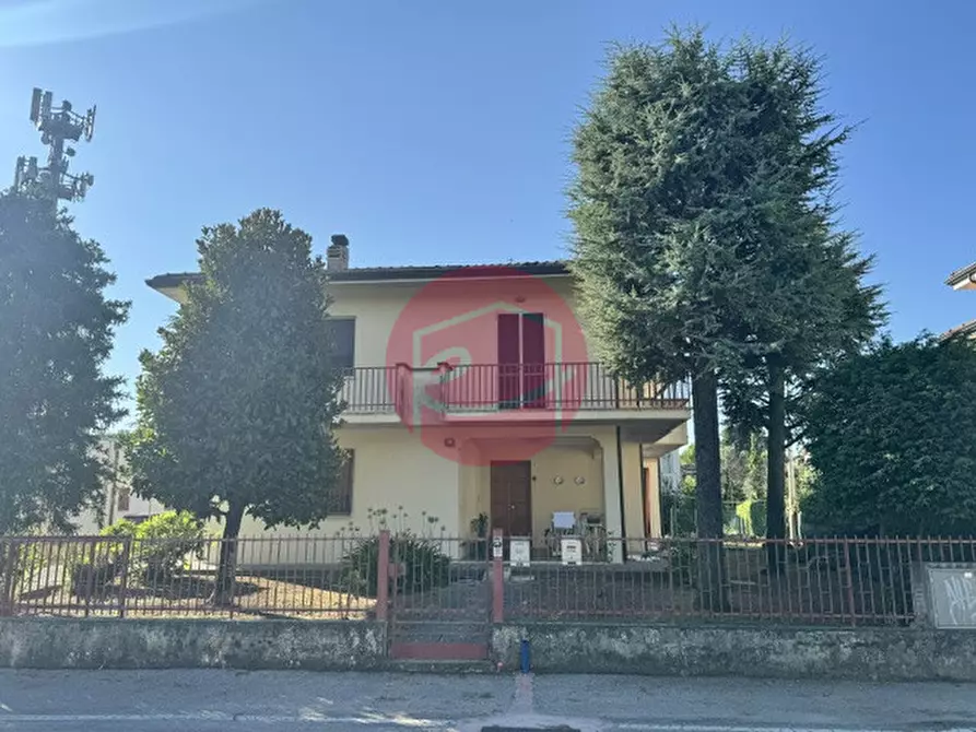 Immagine 3 di Casa bifamiliare in vendita  a Santarcangelo Di Romagna