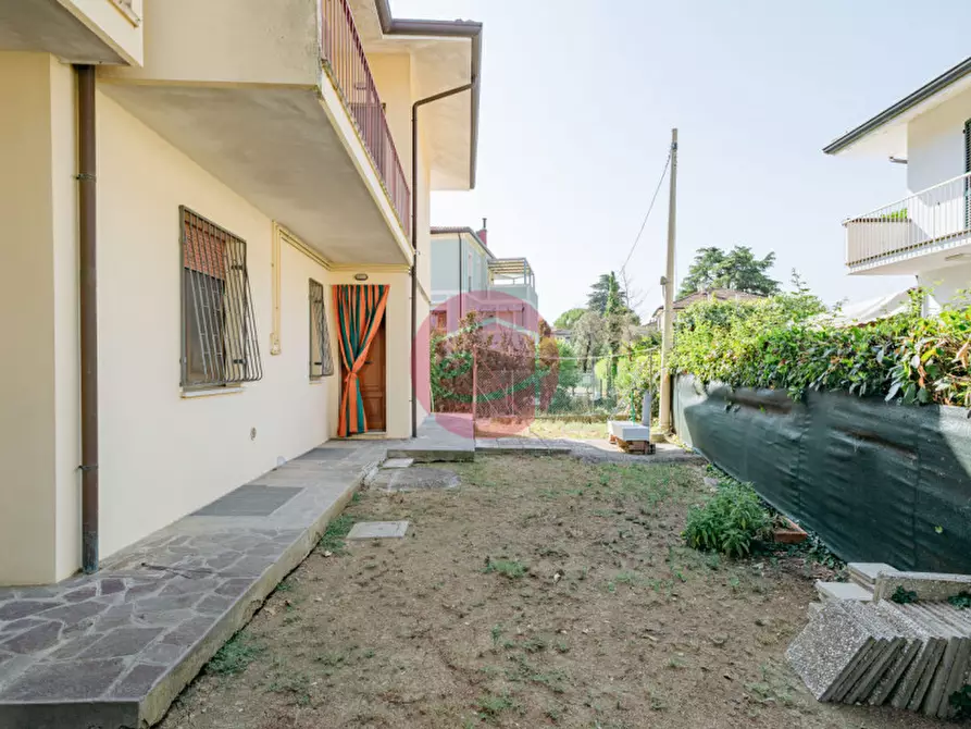 Immagine 6 di Casa bifamiliare in vendita  a Santarcangelo Di Romagna