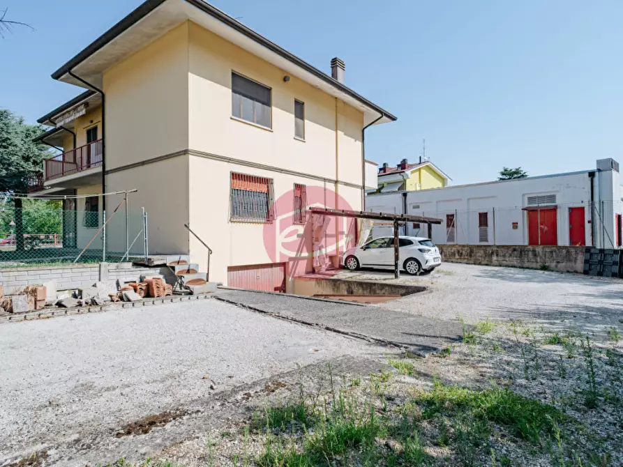 Immagine 7 di Casa bifamiliare in vendita  a Santarcangelo Di Romagna