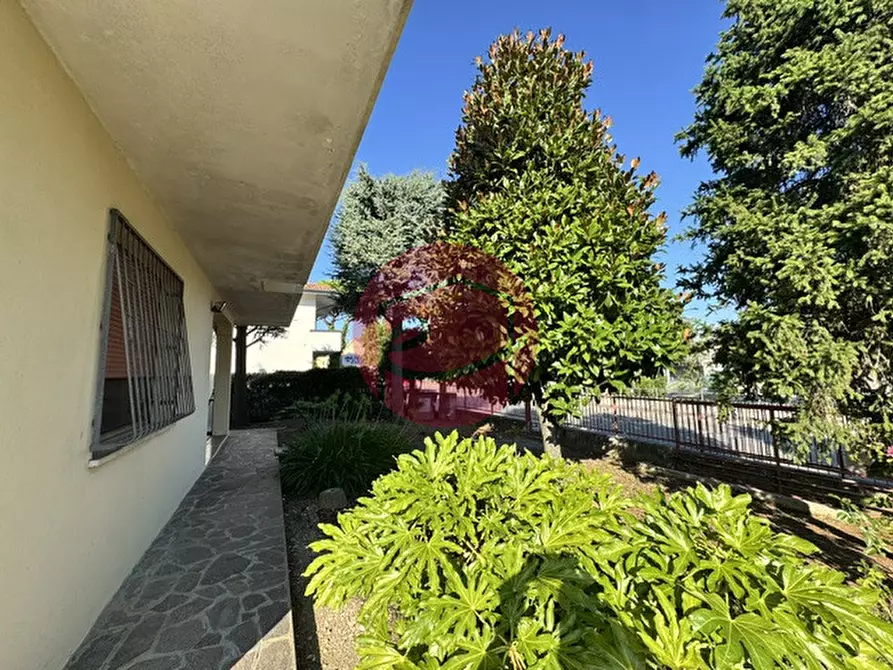 Immagine 5 di Casa bifamiliare in vendita  a Santarcangelo Di Romagna