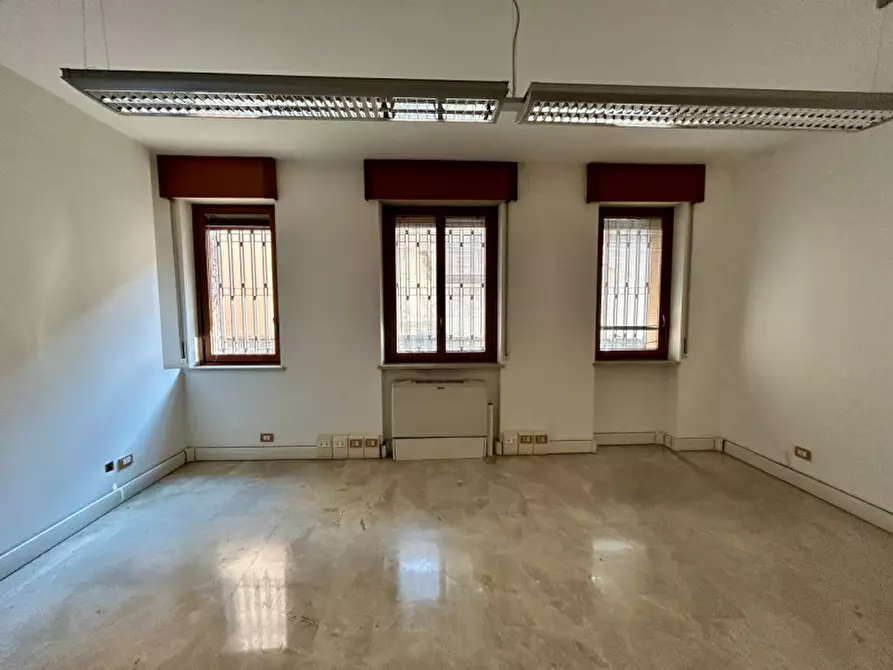 Immagine 4 di Ufficio in affitto  in Corso Porta Nuova a Verona