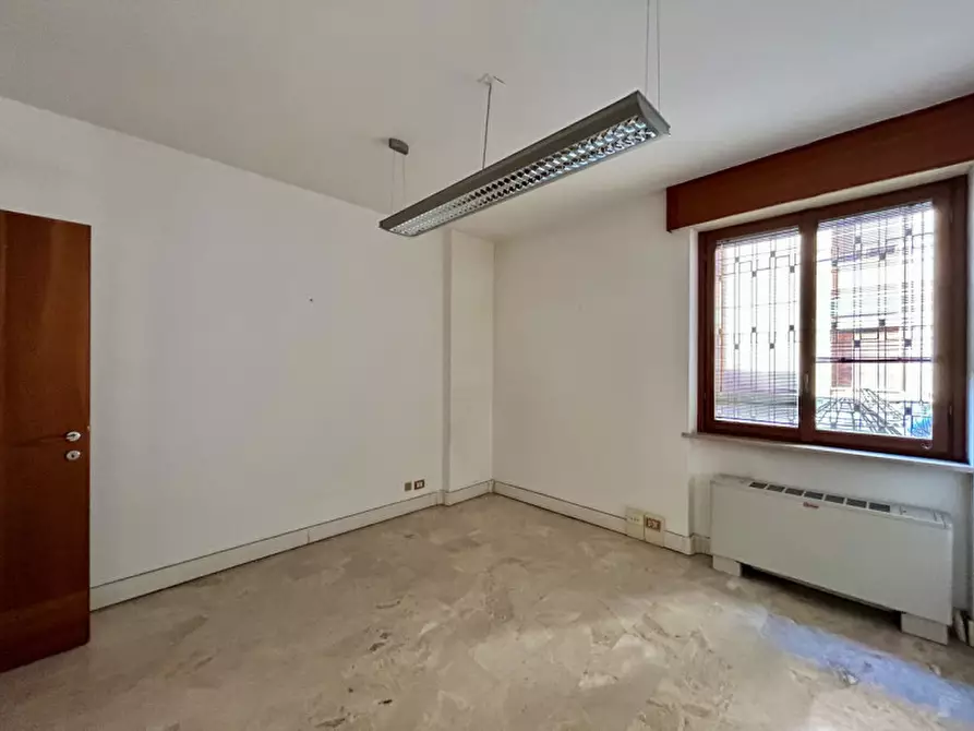 Immagine 5 di Ufficio in affitto  in Corso Porta Nuova a Verona