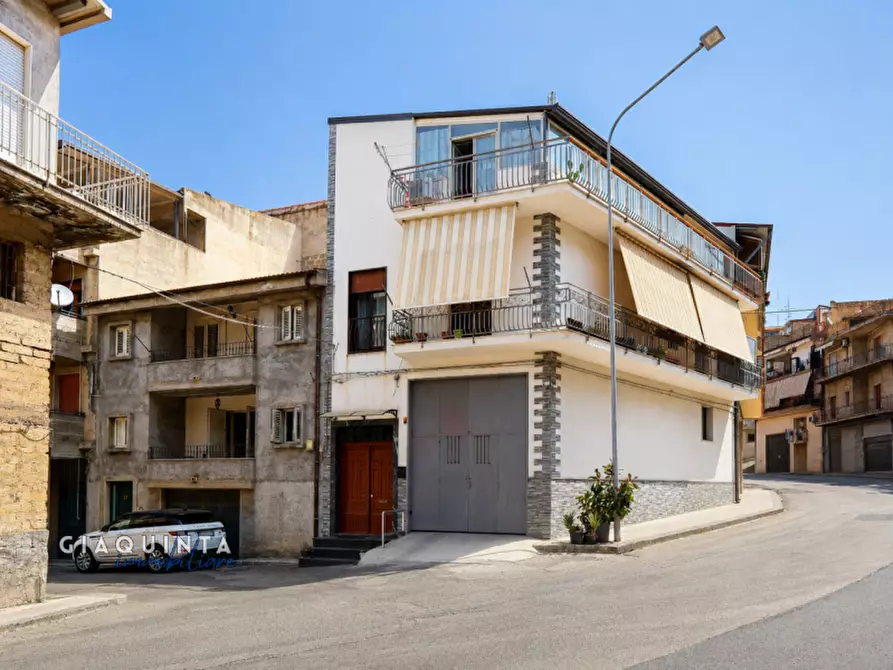 Immagine 8 di Casa indipendente in vendita  in Via Circonvallazione snc a Palagonia