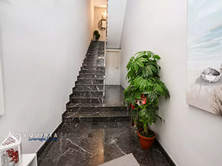 Immagine 9 di Casa indipendente in vendita  in Via Circonvallazione snc a Palagonia