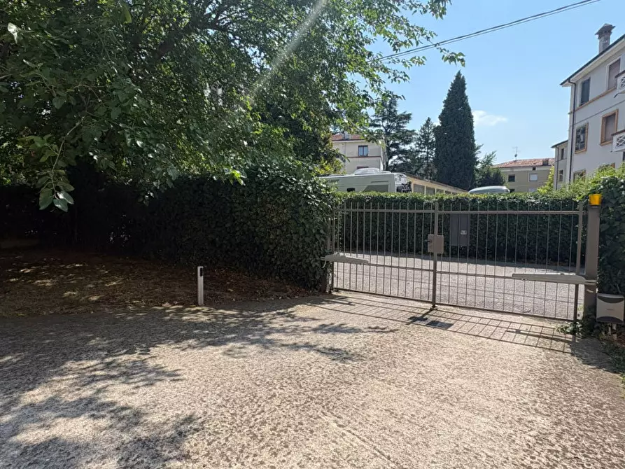 Immagine 21 di Appartamento in vendita  in Via Vincenzo Gioberti, 6 a Vicenza