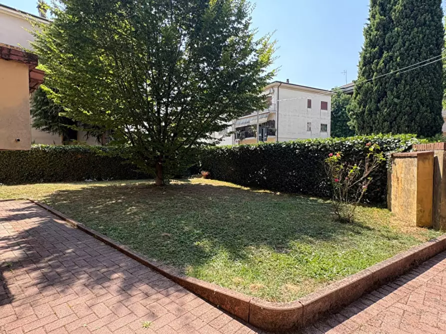 Immagine 25 di Appartamento in vendita  in Via Vincenzo Gioberti, 6 a Vicenza