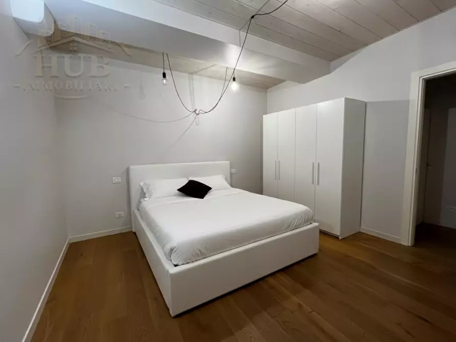 Immagine 11 di Appartamento in vendita  in via roma 34 a Cuneo