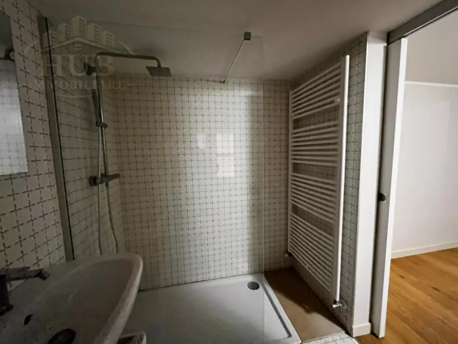 Immagine 16 di Appartamento in vendita  in via roma 34 a Cuneo