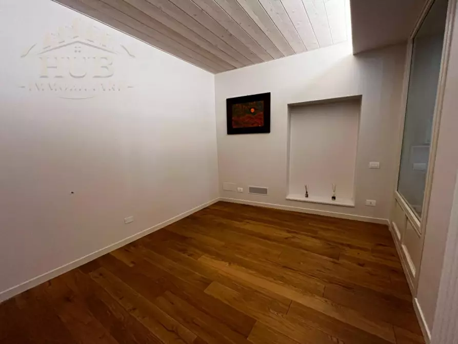 Immagine 20 di Appartamento in vendita  in via roma 34 a Cuneo
