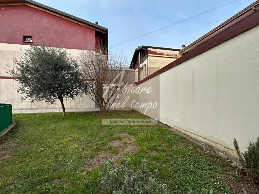 Immagine 36 di Appartamento in vendita  in Viale Europa a San Martino Di Lupari