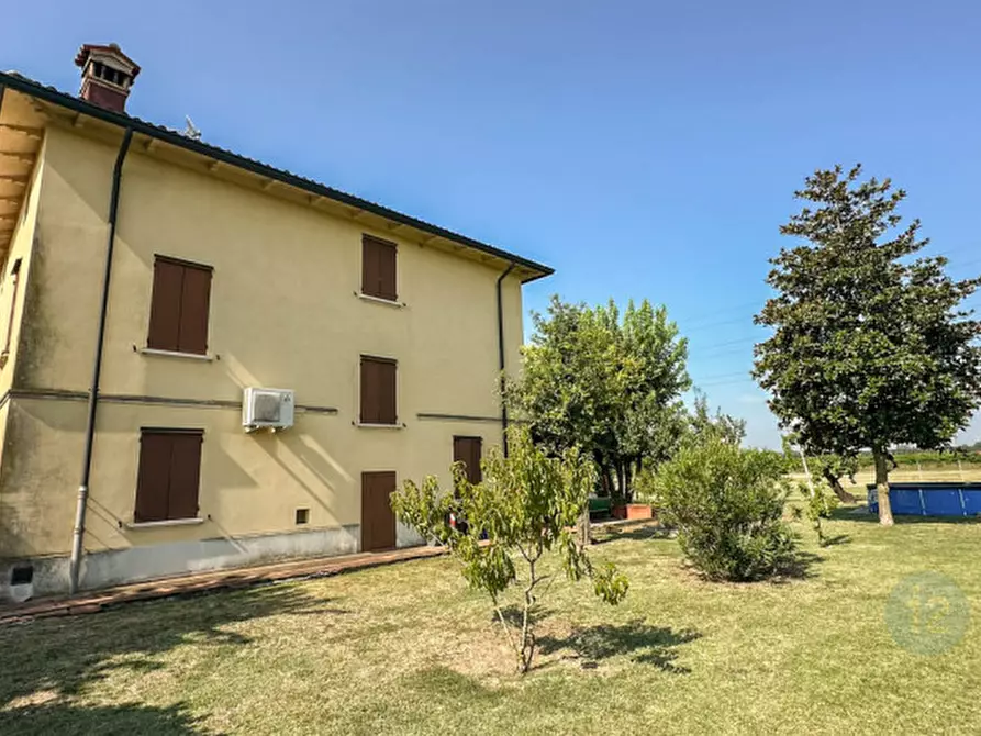 Immagine 5 di Villa in vendita  in Via Bella Rosa 4 a Carpi