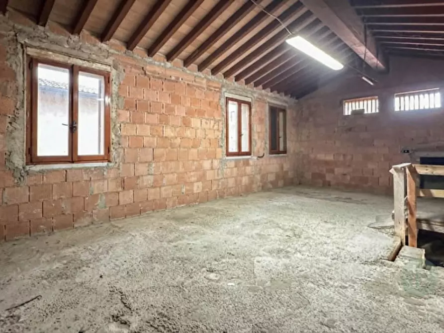 Immagine 31 di Villa in vendita  in Via Bella Rosa 4 a Carpi
