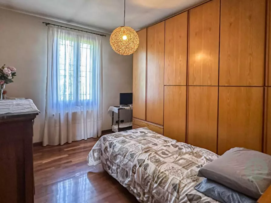 Immagine 49 di Villa in vendita  in Via Bella Rosa 4 a Carpi