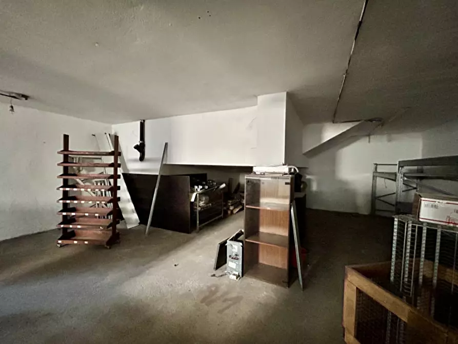 Immagine 4 di Magazzino in affitto  in Via Giovanni Caboto a Verona