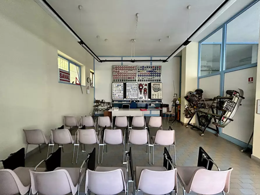 Immagine 4 di Ufficio in affitto  in Via Andrea Doria a Verona