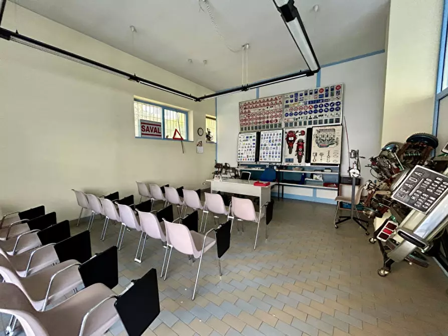 Immagine 6 di Ufficio in affitto  in Via Andrea Doria a Verona