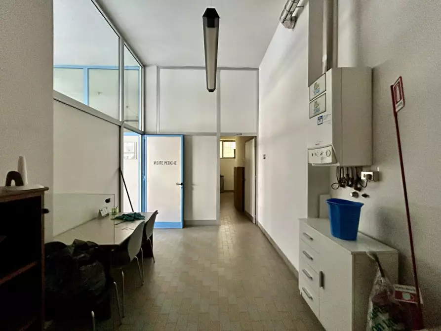 Immagine 7 di Ufficio in affitto  in Via Andrea Doria a Verona