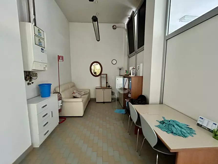 Immagine 8 di Ufficio in affitto  in Via Andrea Doria a Verona