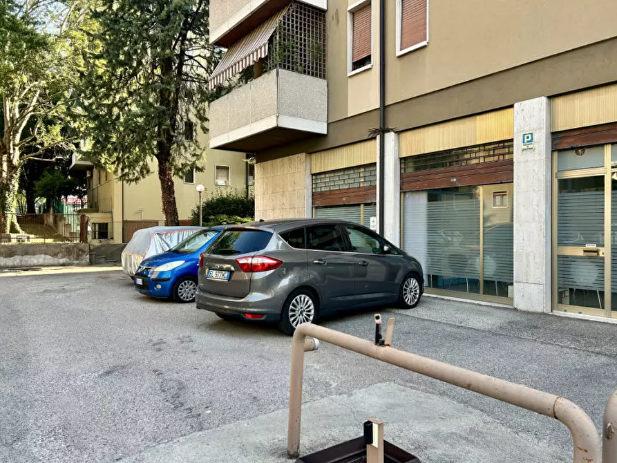 Immagine 16 di Ufficio in affitto  in Via Andrea Doria a Verona