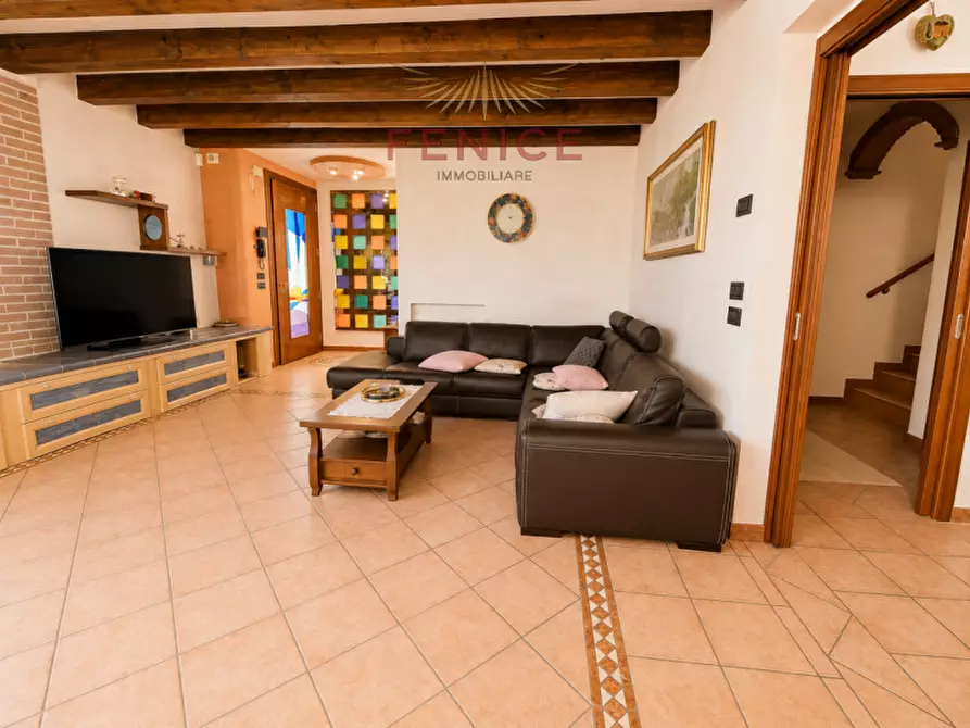 Immagine 3 di Villa in vendita  in Via San Gerardo 23 a Trevignano