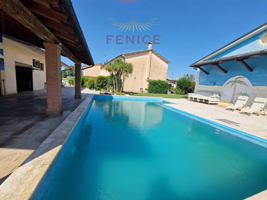 Immagine 53 di Villa in vendita  in Via San Gerardo 23 a Trevignano