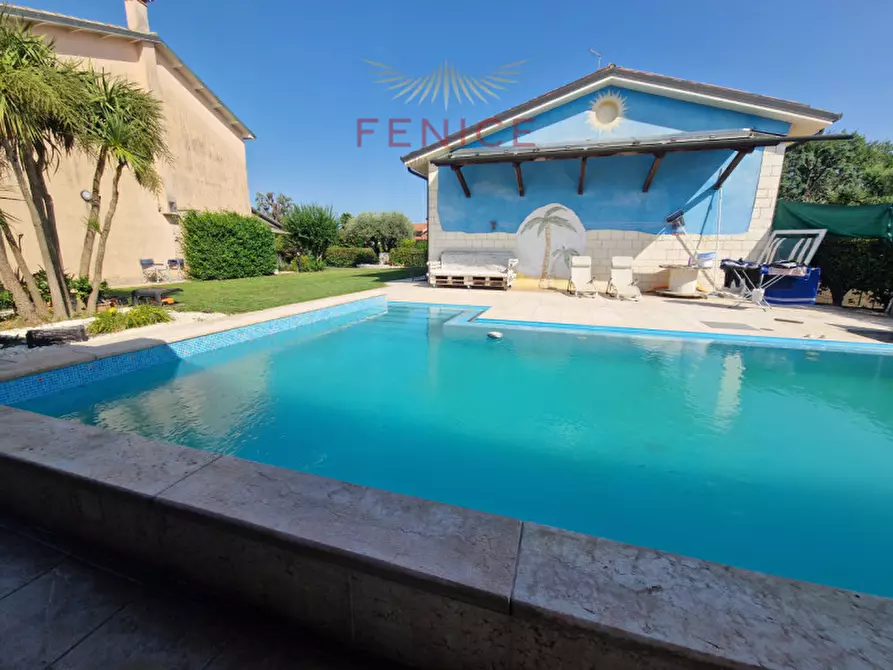 Immagine 55 di Villa in vendita  in Via San Gerardo 23 a Trevignano