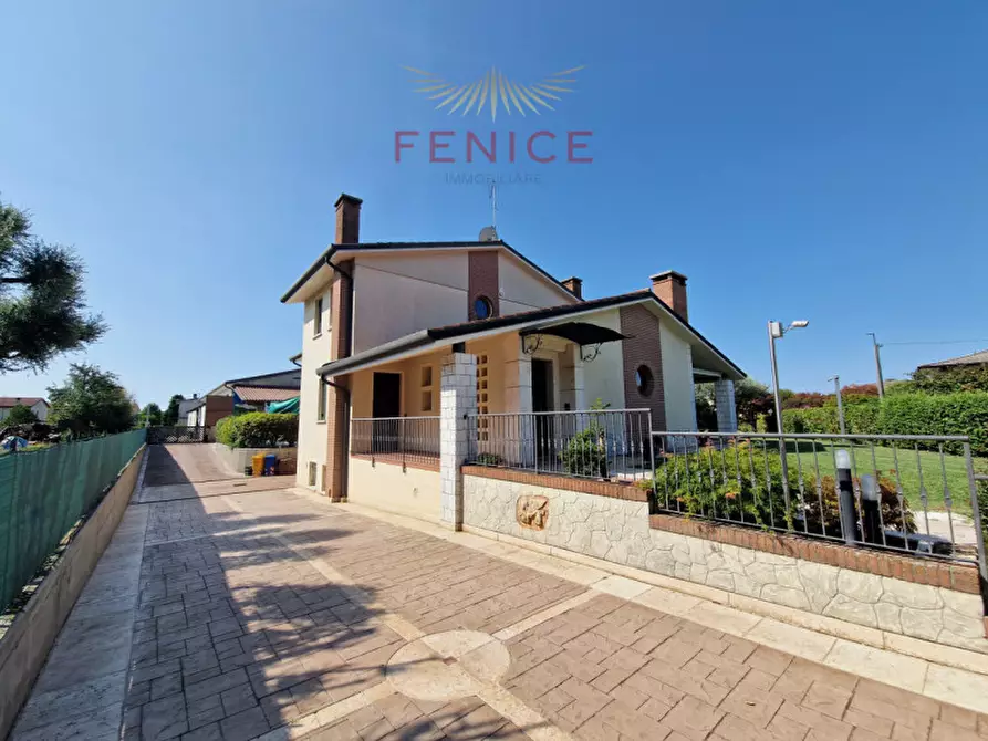 Immagine 65 di Villa in vendita  in Via San Gerardo 23 a Trevignano