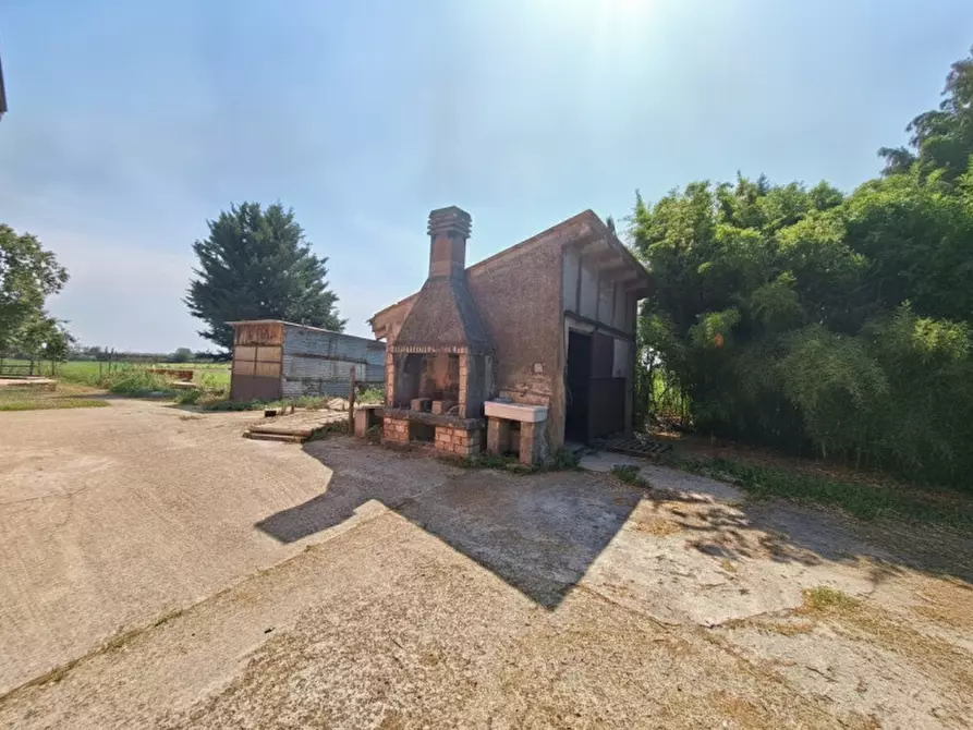 Immagine 4 di Rustico / casale in vendita  a Valeggio Sul Mincio