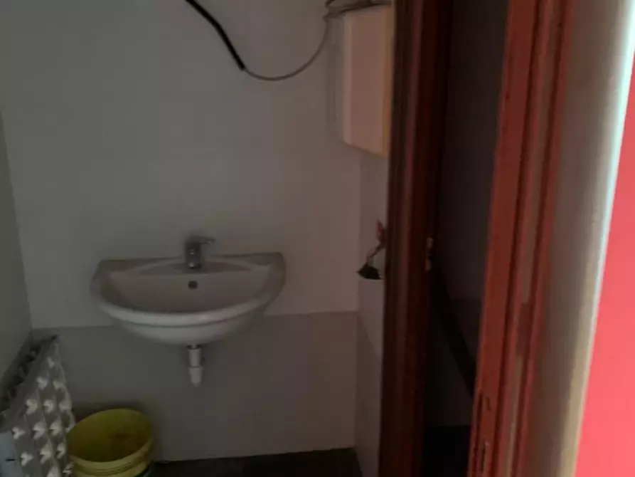 Immagine 9 di Ufficio in vendita  in Via Giovanni XXIII a Capriate San Gervasio