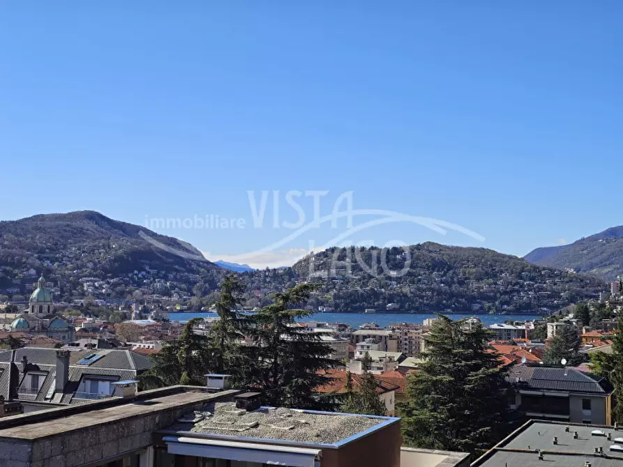 Immagine 3 di Appartamento in vendita  in Via Tommaso Grossi 36 a Como