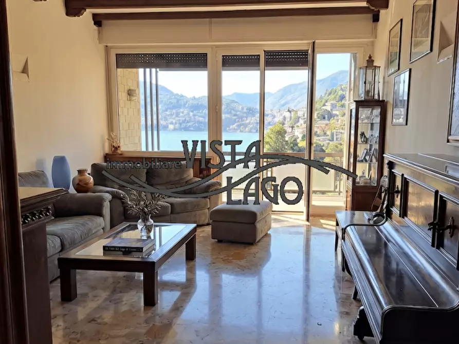 Immagine 9 di Appartamento in vendita  in Via Tommaso Grossi 36 a Como