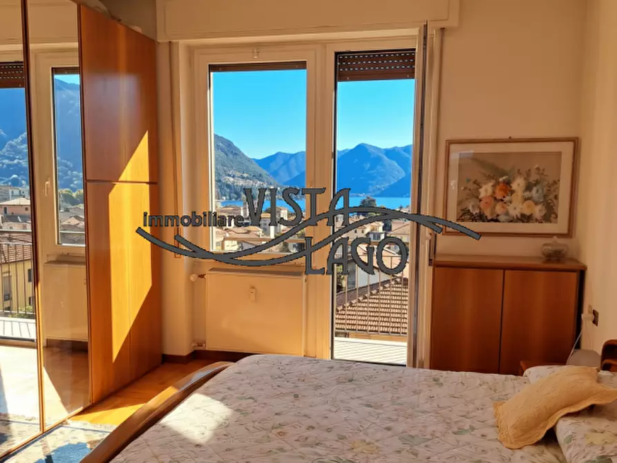 Immagine 17 di Appartamento in vendita  in Via Tommaso Grossi 36 a Como