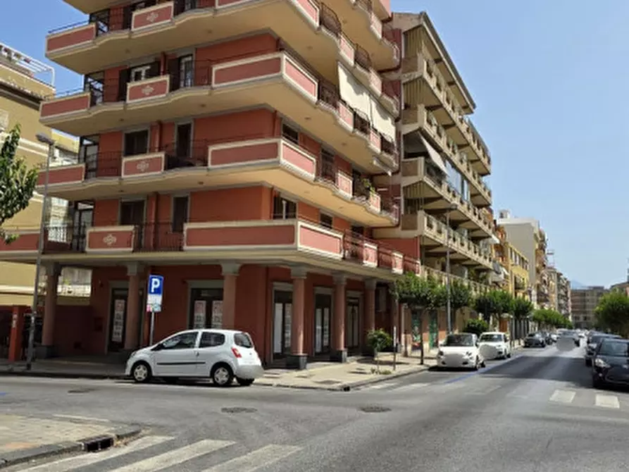 Immagine 3 di Appartamento in vendita  in Via Madonna del Lume a Milazzo