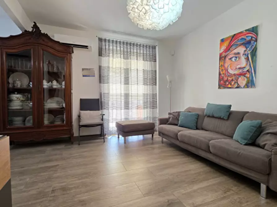 Immagine 9 di Appartamento in vendita  in Via Madonna del Lume a Milazzo