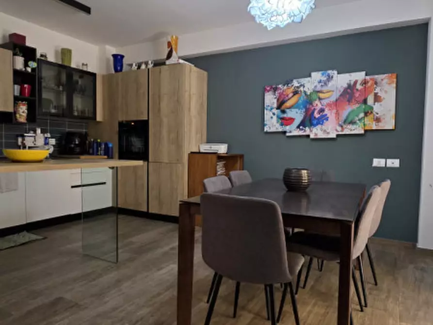 Immagine 16 di Appartamento in vendita  in Via Madonna del Lume a Milazzo
