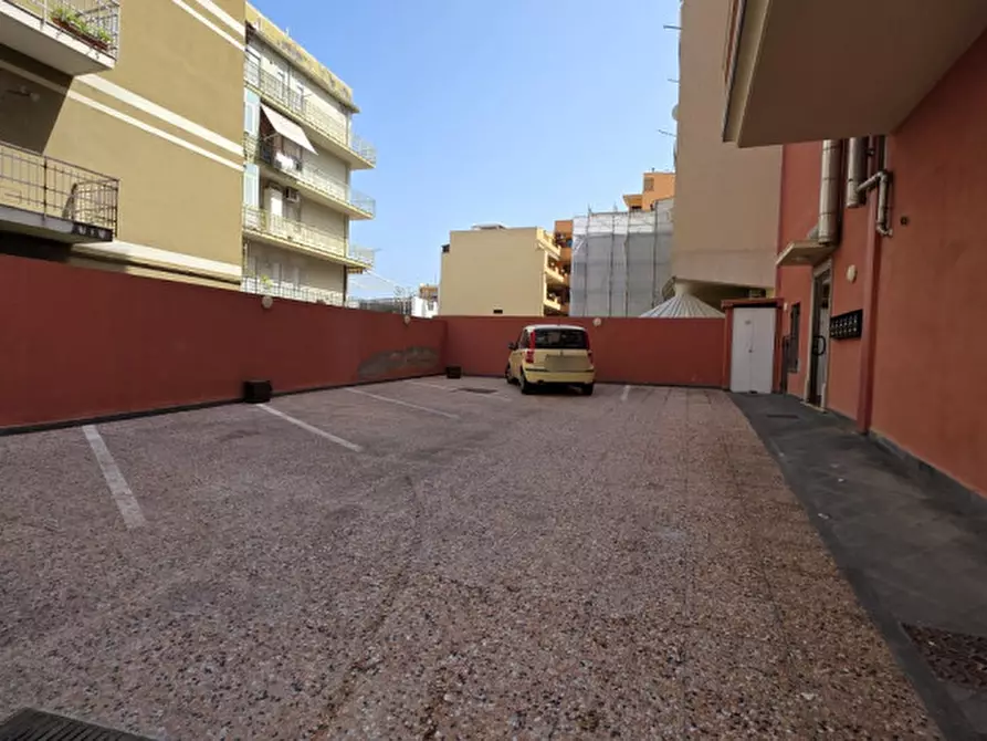 Immagine 24 di Appartamento in vendita  in Via Madonna del Lume a Milazzo