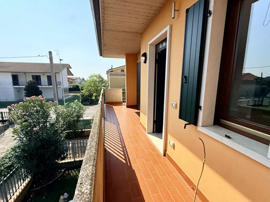 Immagine 3 di Appartamento in vendita  in Via Giuseppe Verdi a Oppeano