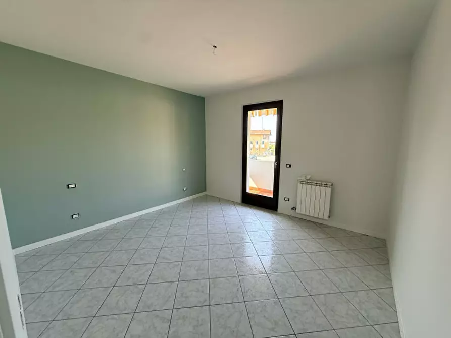 Immagine 6 di Appartamento in vendita  in Via Giuseppe Verdi a Oppeano