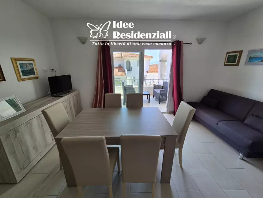 Immagine 11 di Appartamento in vendita  a Olbia