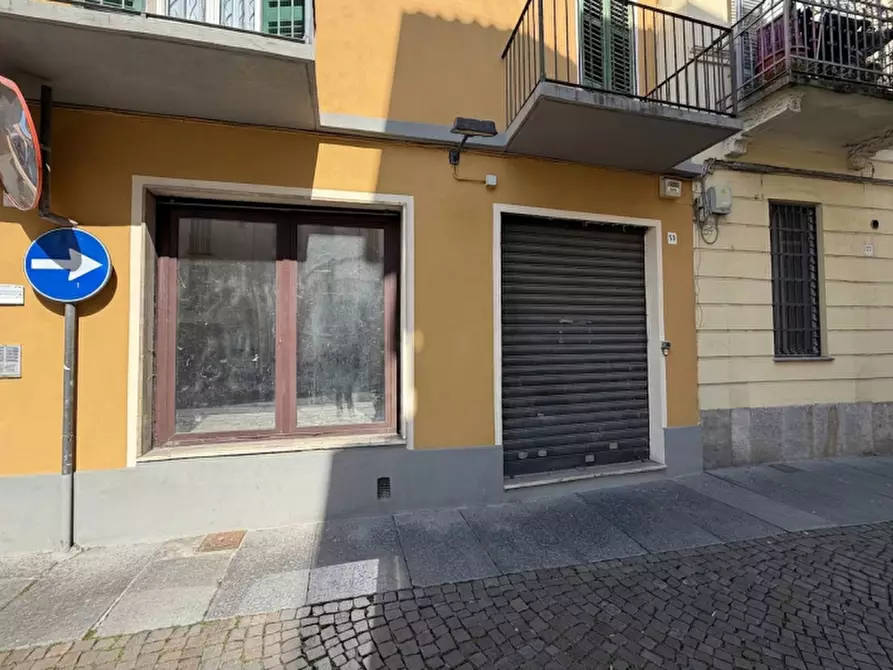 Immagine 1 di Negozio in vendita  in Via Saletta a Casale Monferrato