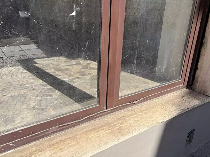 Immagine 2 di Negozio in vendita  in Via Saletta a Casale Monferrato