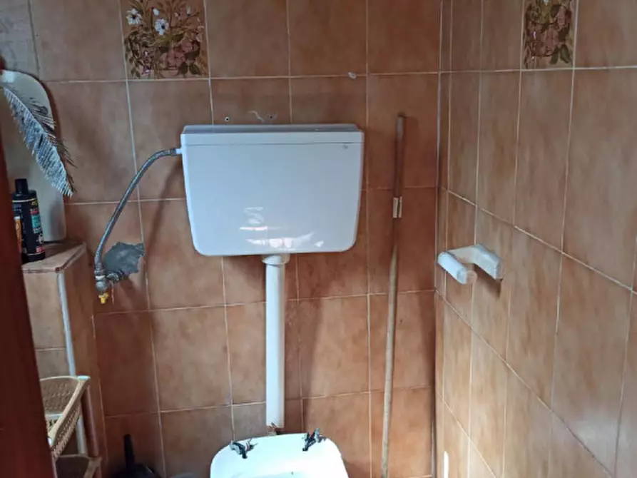 Immagine 11 di Casa indipendente in vendita  in Viale Roma 15 - Nereto (TE) a Nereto