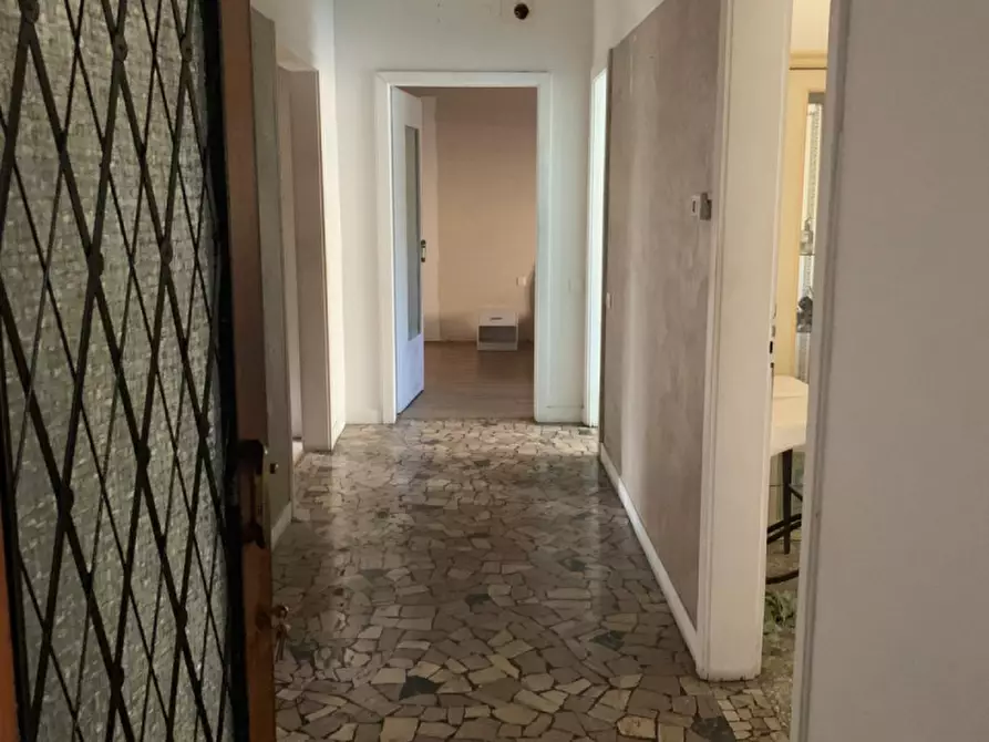 Immagine 9 di Casa bifamiliare in vendita  a Thiene