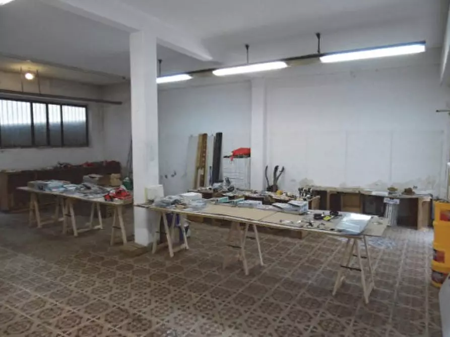 Immagine 4 di Negozio in vendita  in VIA ANTONIO DEL PELA N 35 - 37 - Castelfiorentino (FI) a Castelfiorentino