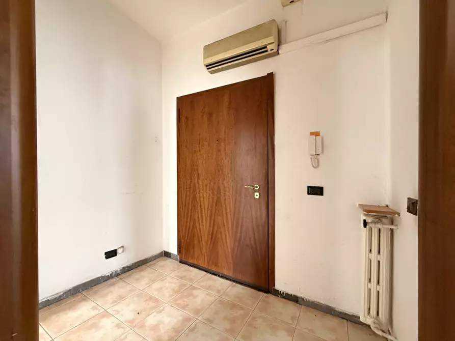 Immagine 8 di Appartamento in vendita  in via merano 10 a Verona