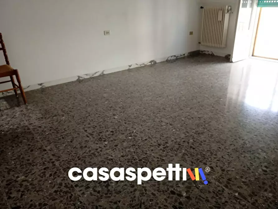 Immagine 4 di Appartamento in vendita  in Via Professor Luigi Miccoli a Ostuni