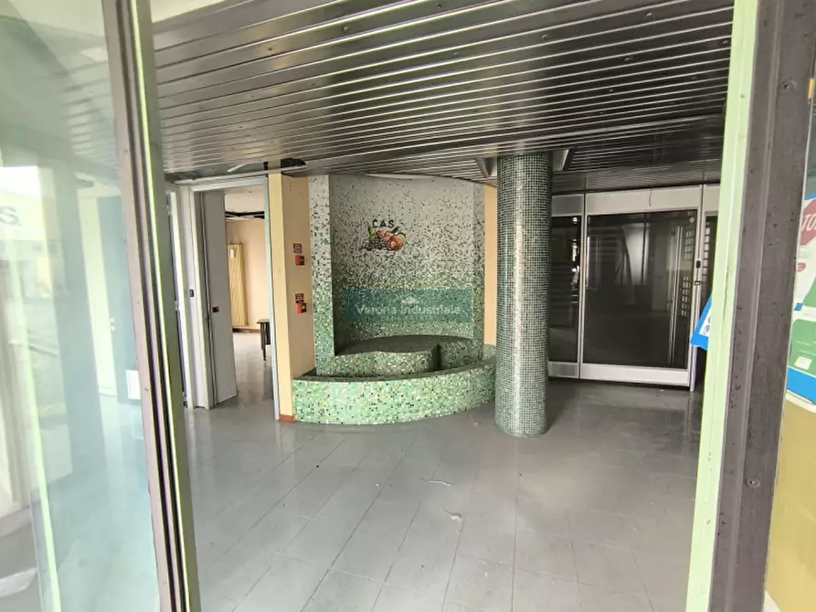 Immagine 4 di Capannone industriale in vendita  a Villa Bartolomea