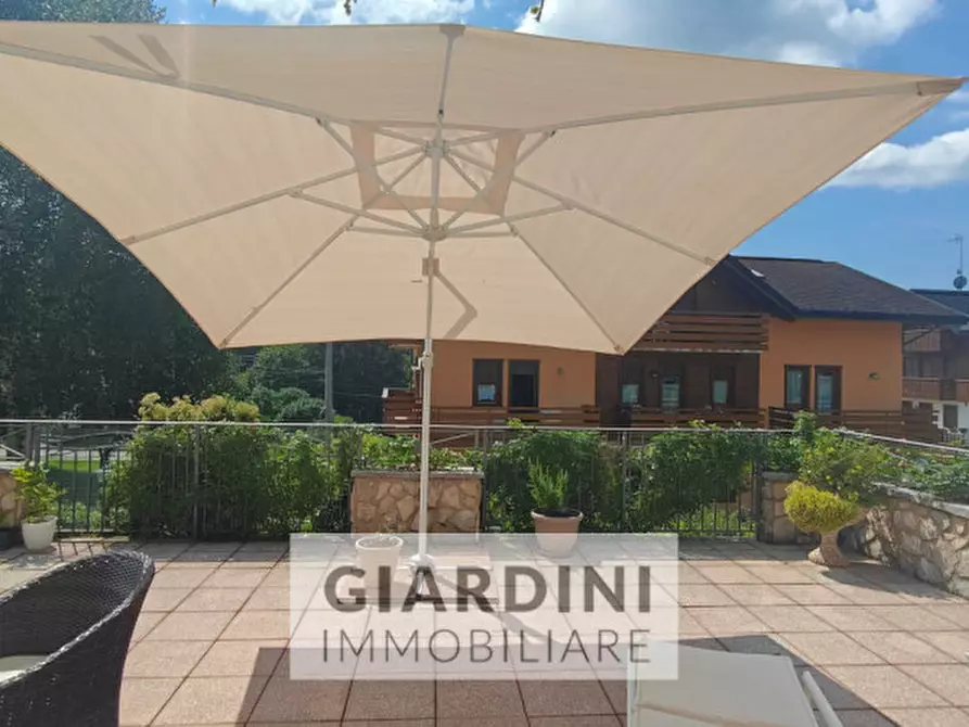 Immagine 3 di Casa trifamiliare in vendita  in Via Ghelpach a Gallio